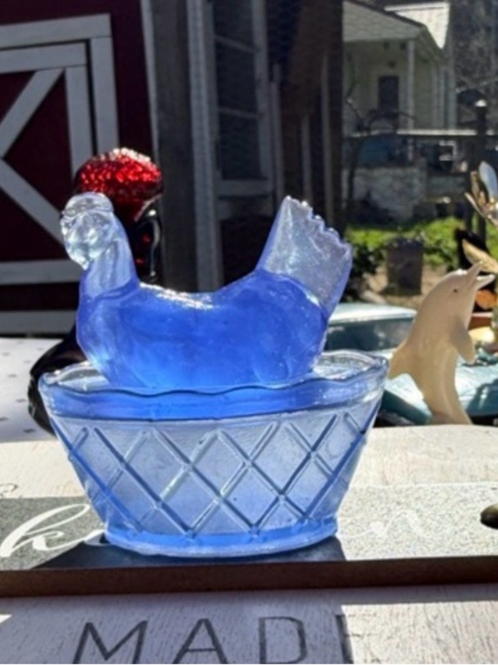 Blue  Hen-on-Nest Decorative Dish